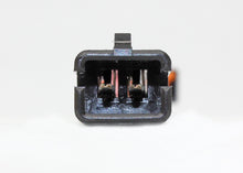 Load image into Gallery viewer, User 5